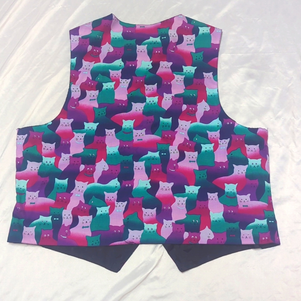 Orvis Vintage Kitschy Cat Lover Bold Colorful 2 Button Vest Purple Teal Pink - Picture 2 of 6
